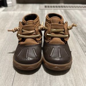 Like new 4M/4C Sperry boots